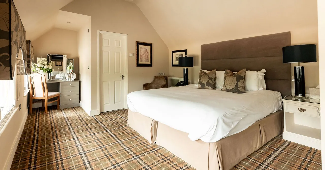 WhiteHartBedrooms221