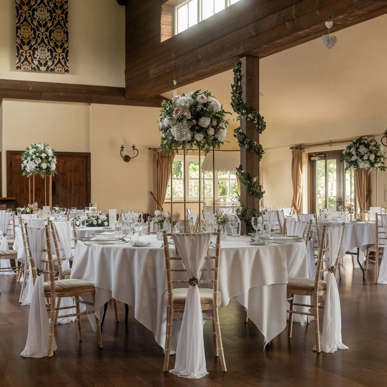 7WeddingBarn8-2