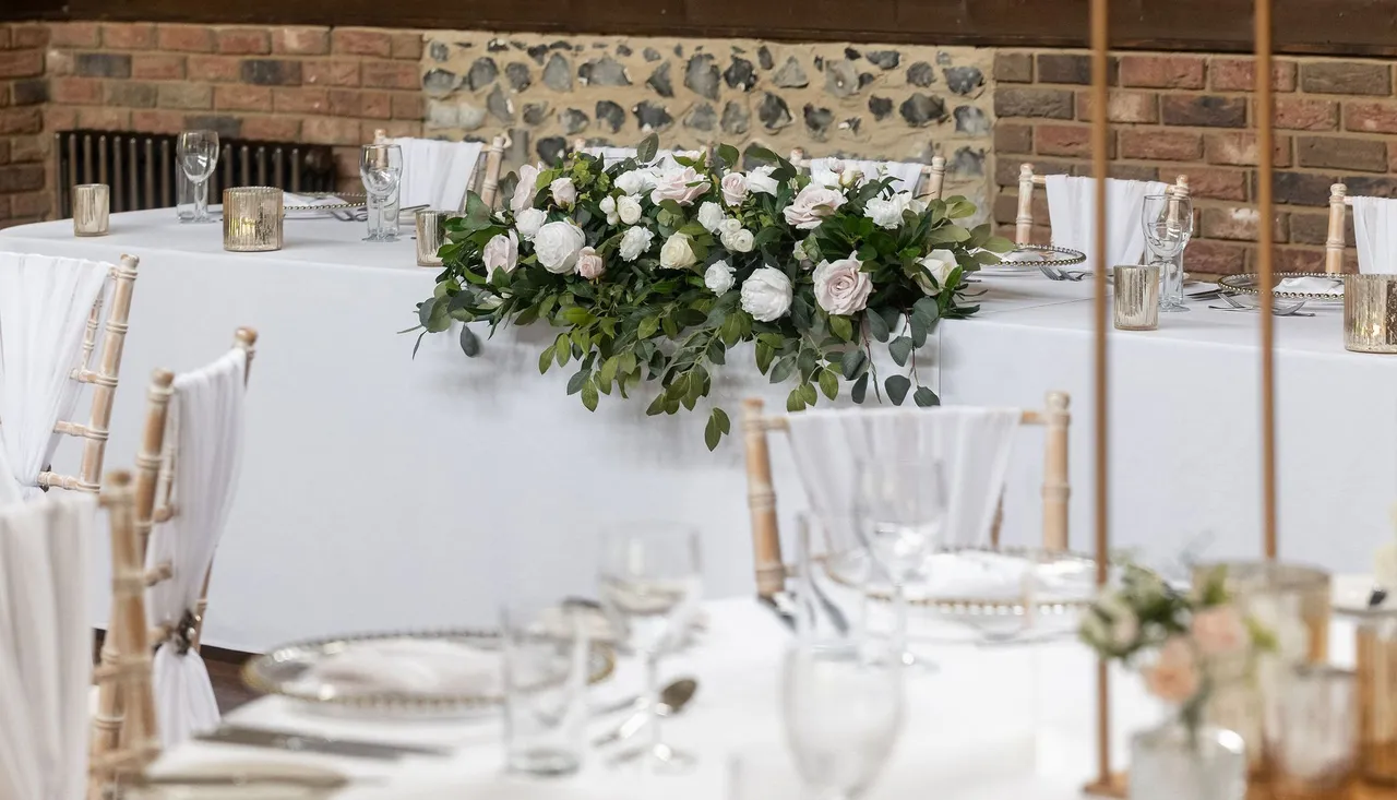 7WeddingBarn29